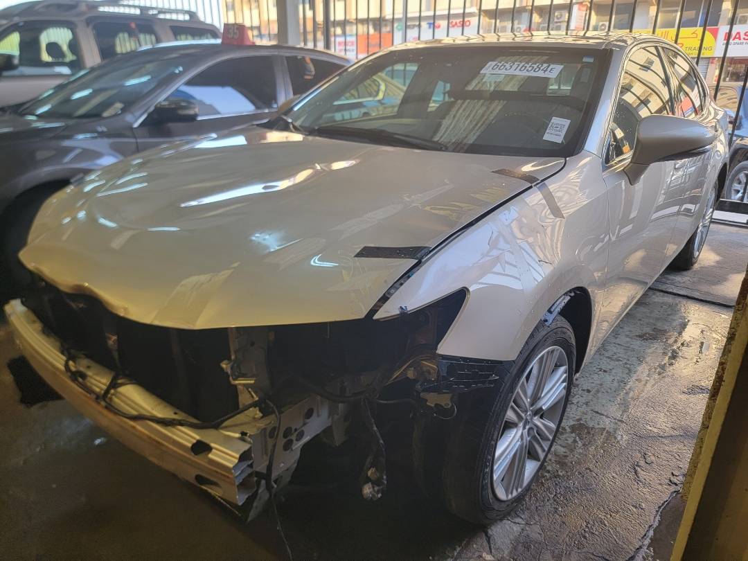 2015 LEXUS ES 350 — 113371 Miles — Lot G9F2173152 — Main - Marhaba Auctions Used Cars - Image 4