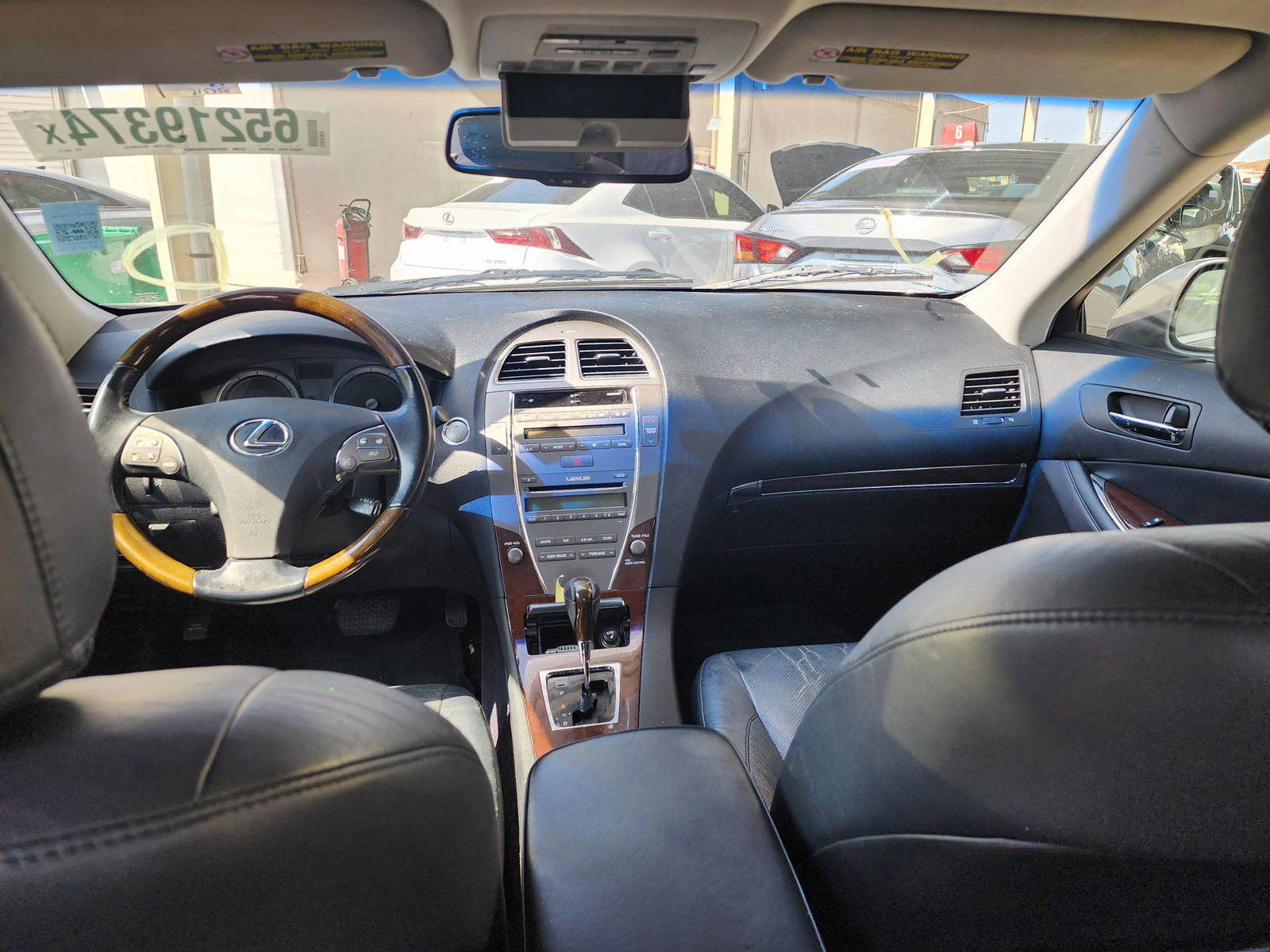2012 LEXUS ES 350 — 215350 Miles — Lot C2509713 — Souq - Marhaba Auctions Used Cars - Image 8