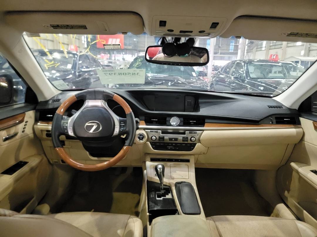 2014 LEXUS ES 300H — 135533 Miles — Lot 38508397 — Main - Marhaba Auctions Used Cars - Image 8