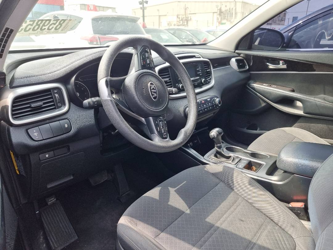 KIA SORENTO 2018 - Marhaba Auction Used Cars - Image 6