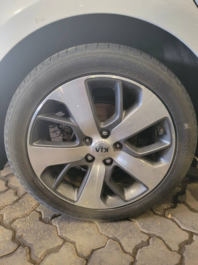 2019 KIA OPTIMA — 52692 Miles — Lot 38640102 - Marhaba Auctions Used Cars - Image 4