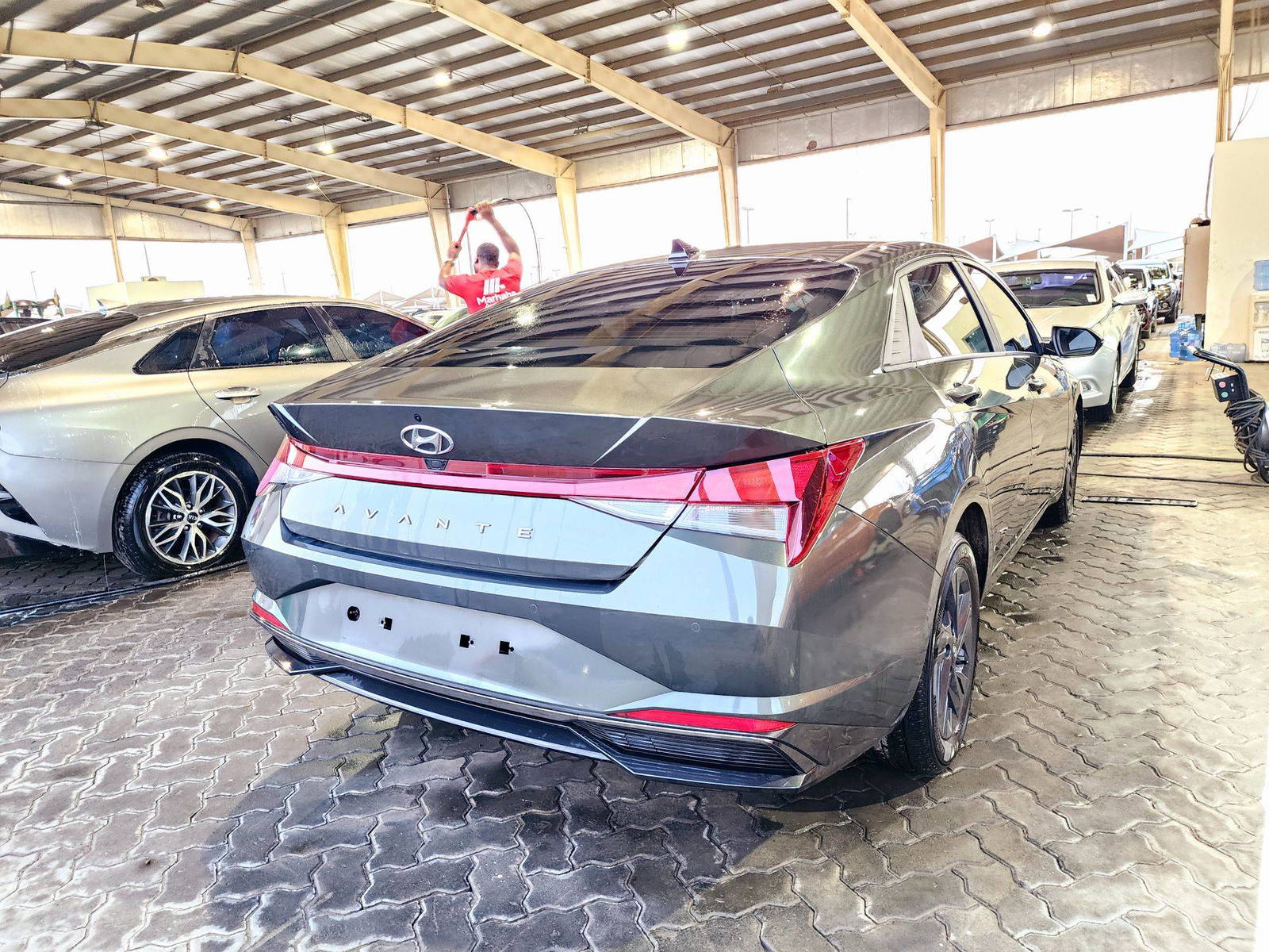 2022 HYUNDAI AVANTE — 172412 KM — Lot 018600 — AutoBaba - Marhaba Auctions Used Cars - Image 3