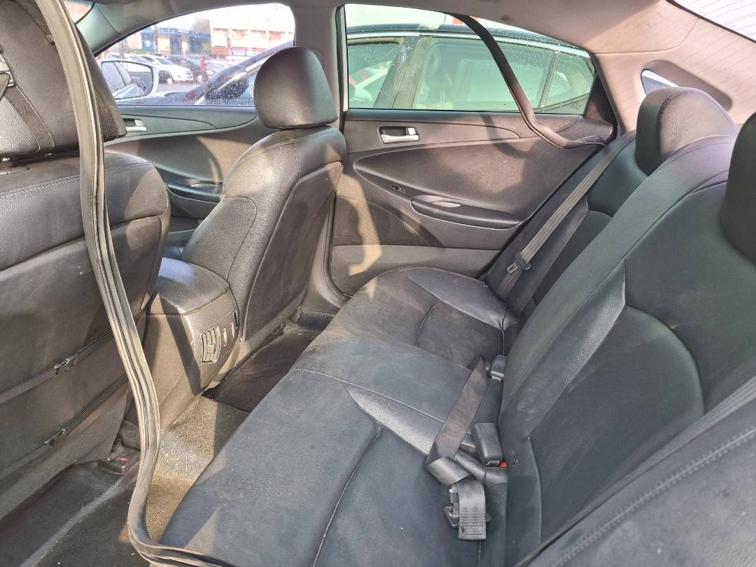 HYUNDAI SONATA 2012 - Marhaba Auction Used Cars - Image 6
