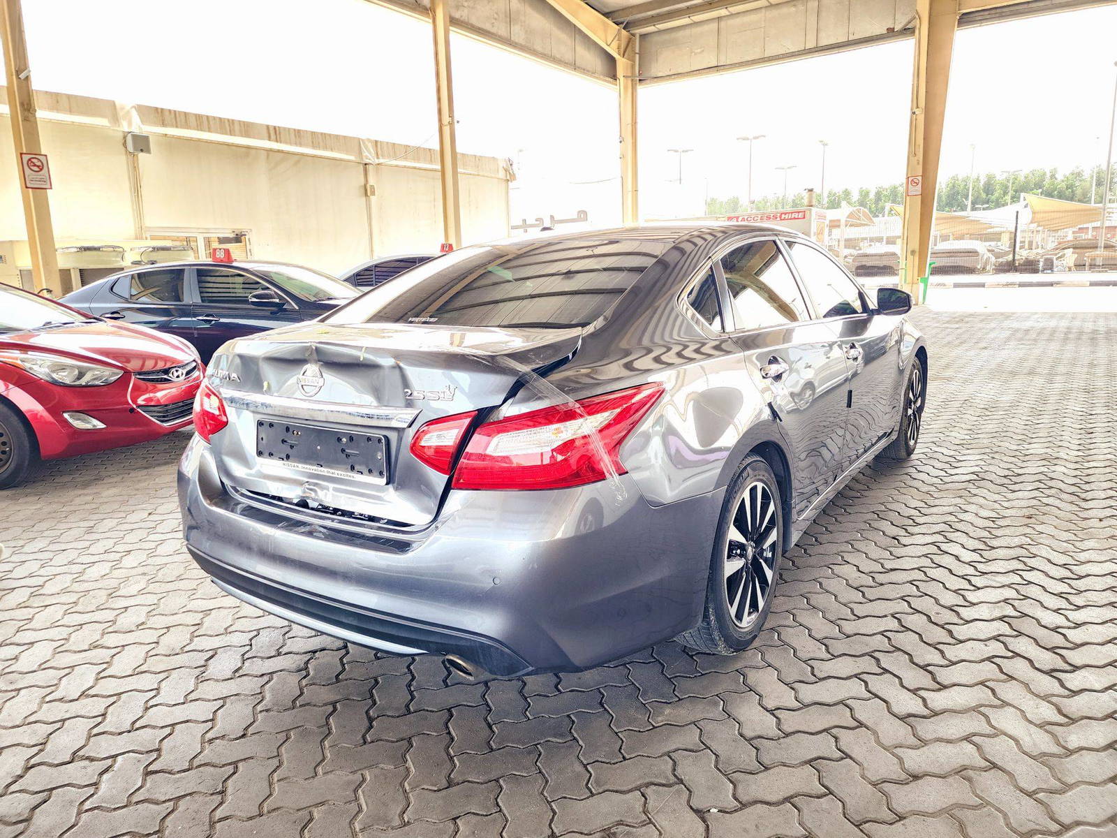 2017 NISSAN ALTIMA — 134333 KM — Lot 100190 — Souq - Marhaba Auctions Used Cars - Image 3