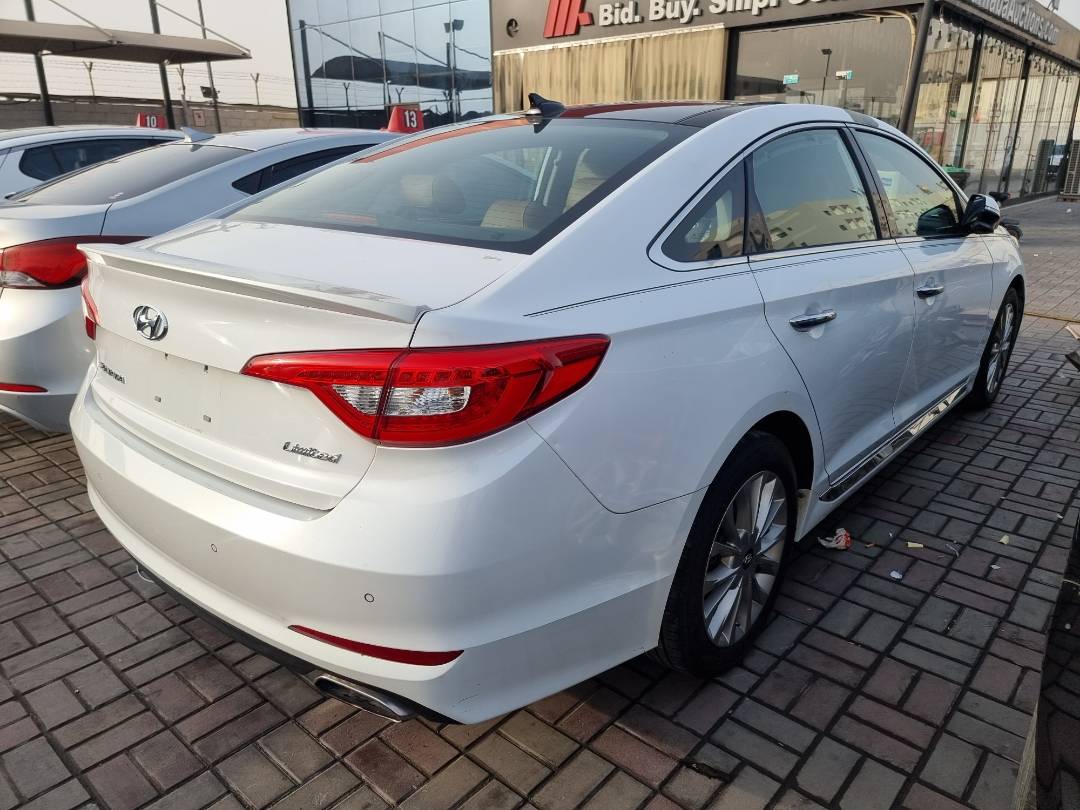 2015 HYUNDAI SONATA — 132955 Miles — Lot 215487 — Ind. 12 - Marhaba Auctions Used Cars - Image 5