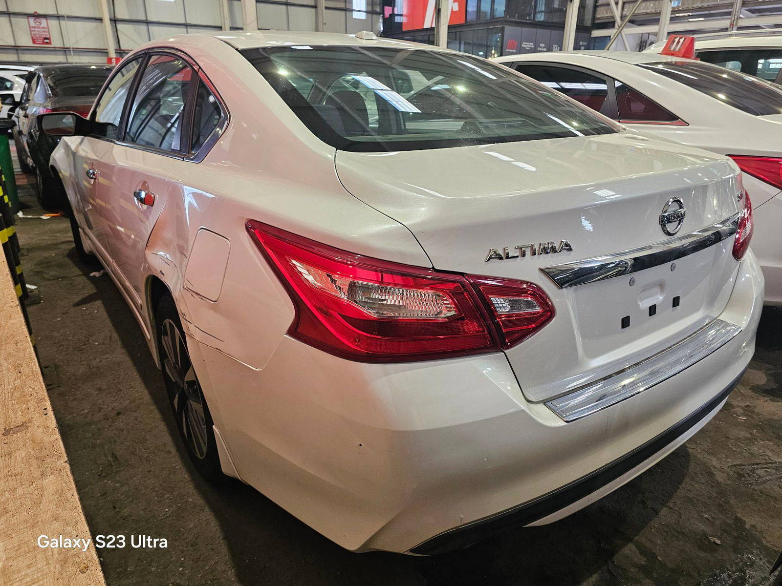 2016 NISSAN ALTIMA — 101569 Miles — Lot C224561 — Main - Marhaba Auctions Used Cars - Image 4