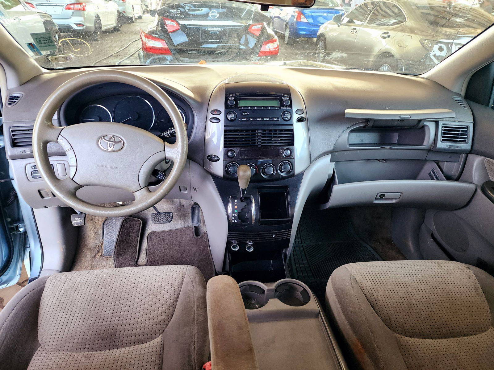 2007 TOYOTA SIENNA — 148229 Miles — Lot X7S017284 — Souq - Marhaba Auctions Used Cars - Image 7