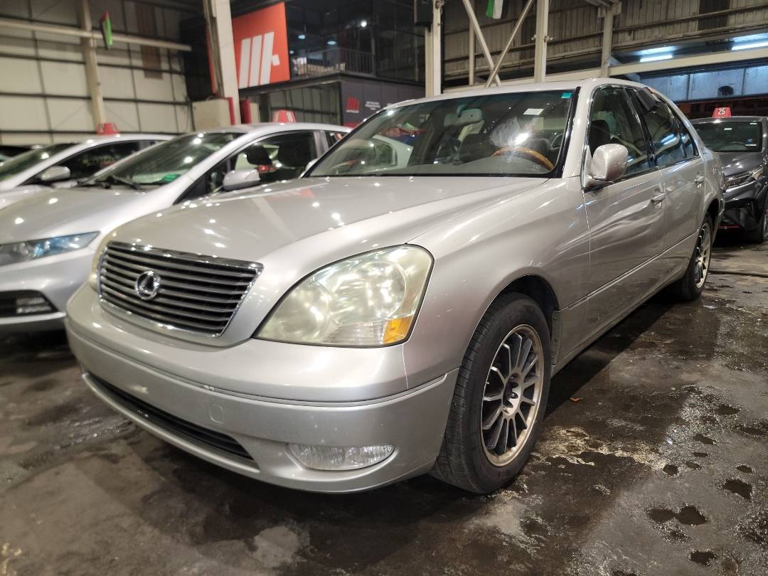 2003 LEXUS LS 430 — 251837 Miles — Lot 72755963 - Marhaba Auctions Used Cars - Image 9