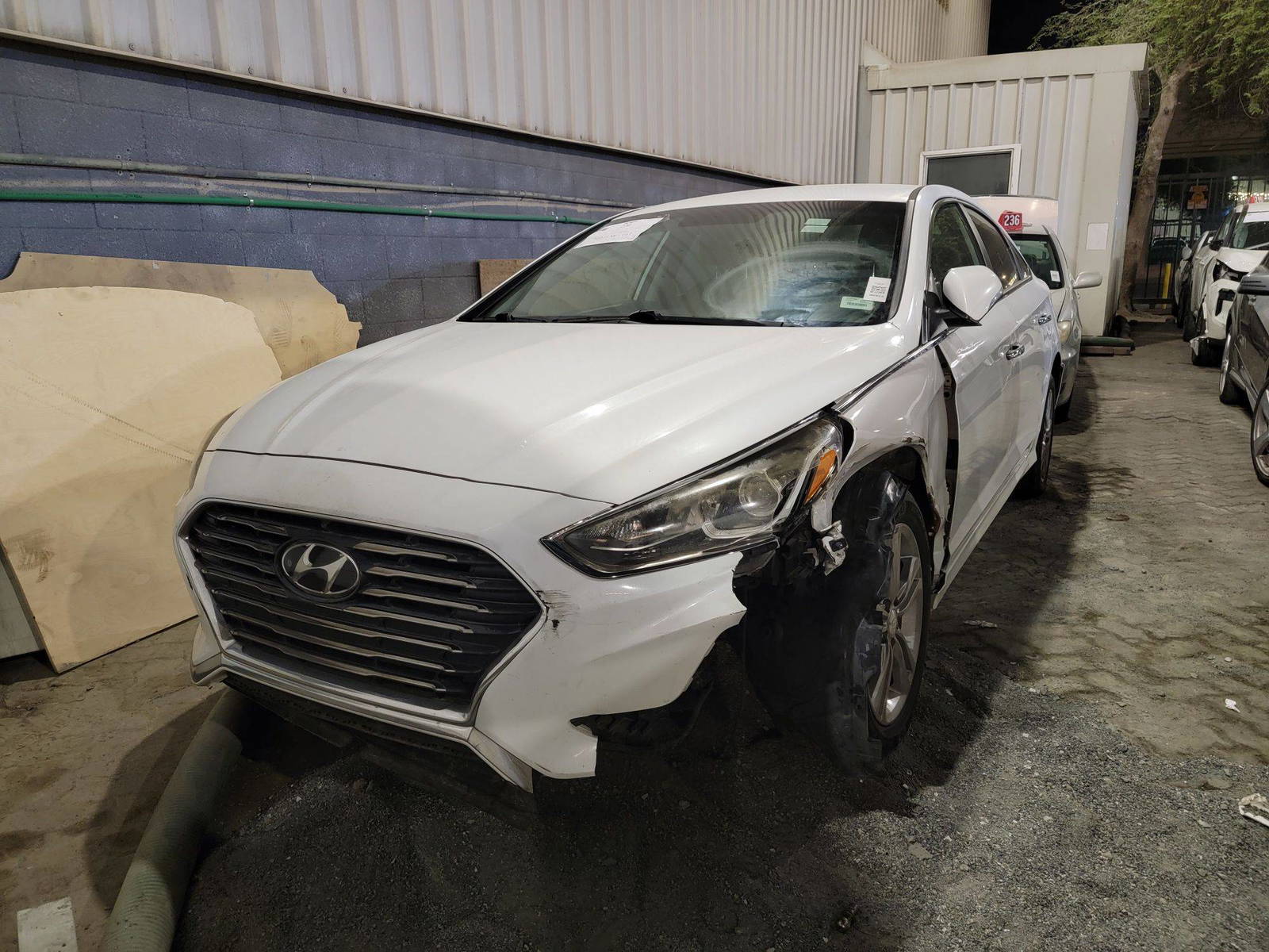 2018 HYUNDAI SONATA — 150708 Miles — Lot F8JH613933 — Main - Marhaba Auctions Used Cars - Image 4