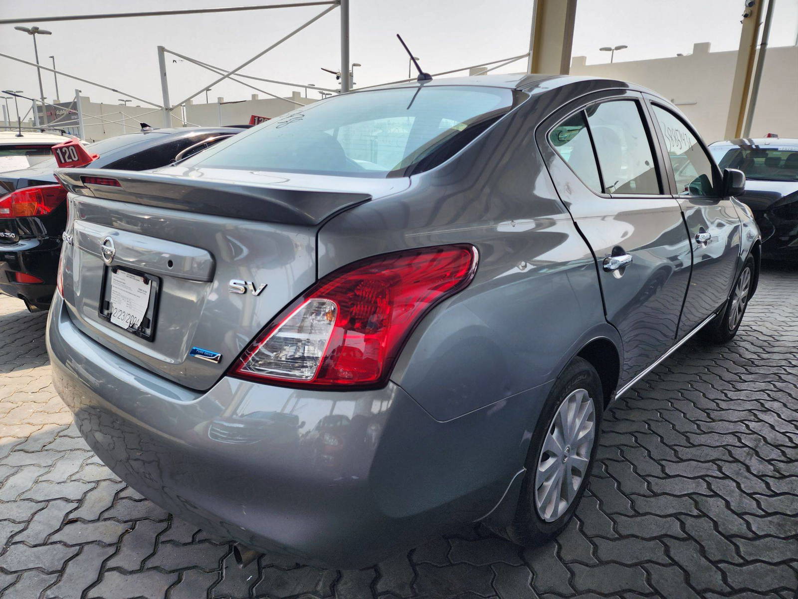 2013 NISSAN VERSA — 241113 Miles — Lot 38851438 — Souq - Marhaba Auctions Used Cars - Image 3