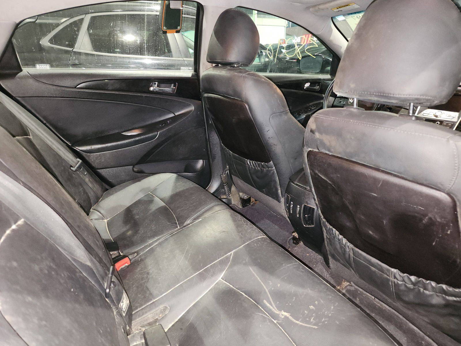 2011 HYUNDAI SONATA — 162516 Miles — Lot 38098497 - Marhaba Auctions Used Cars - Image 5