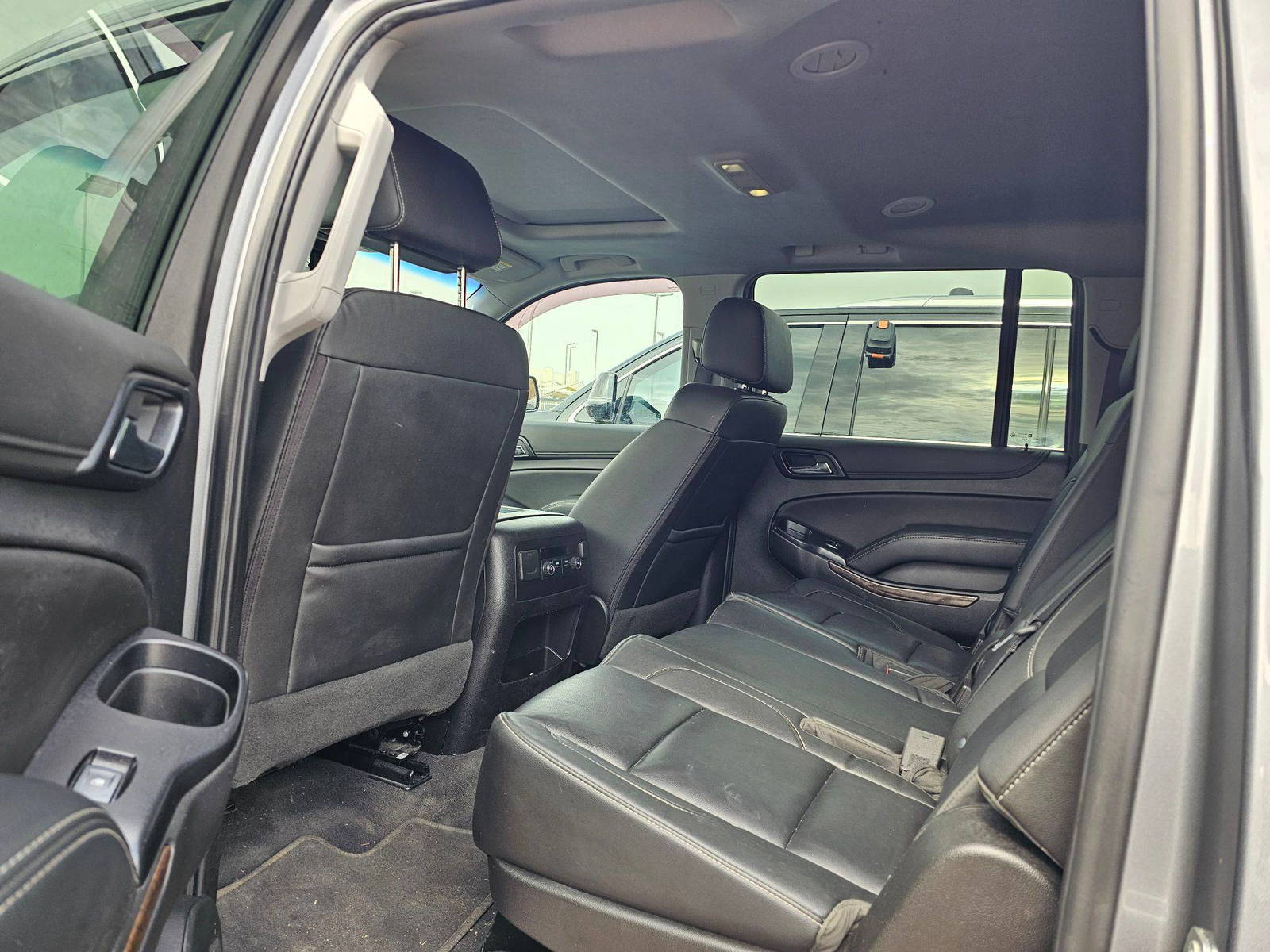 CHEVROLET SUBURBAN 2020 - Marhaba Auction Used Cars - Image 8