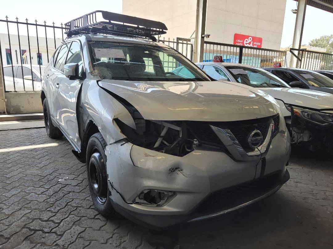 2015 NISSAN ROGUE — 143634 Miles — Lot C838803 — Souq - Marhaba Auctions Used Cars - Image 4