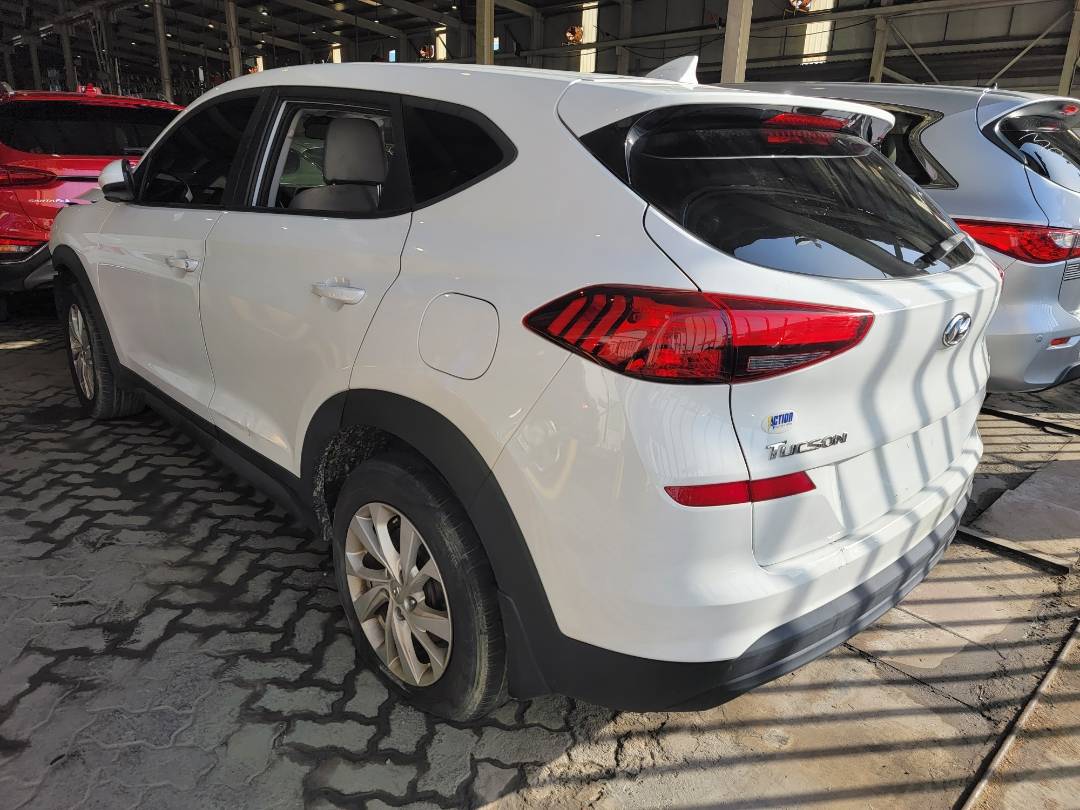HYUNDAI TUCSON 2019 - Marhaba Auction Used Cars - Image 3