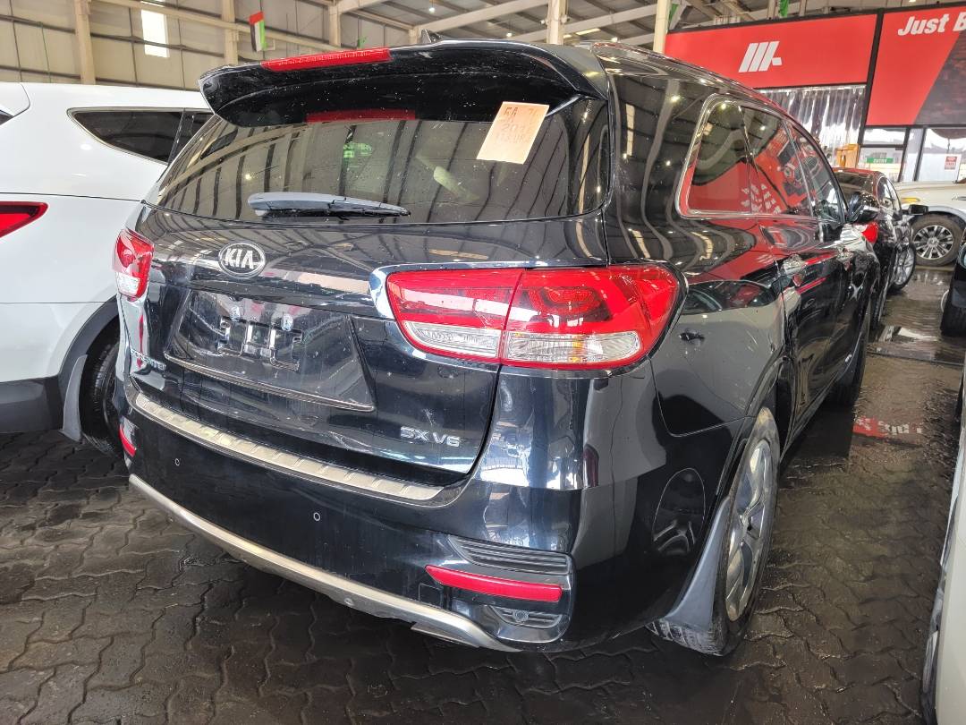 2016 KIA SORENTO — 113084 Miles — Lot 898901 — Main - Marhaba Auctions Used Cars - Image 4