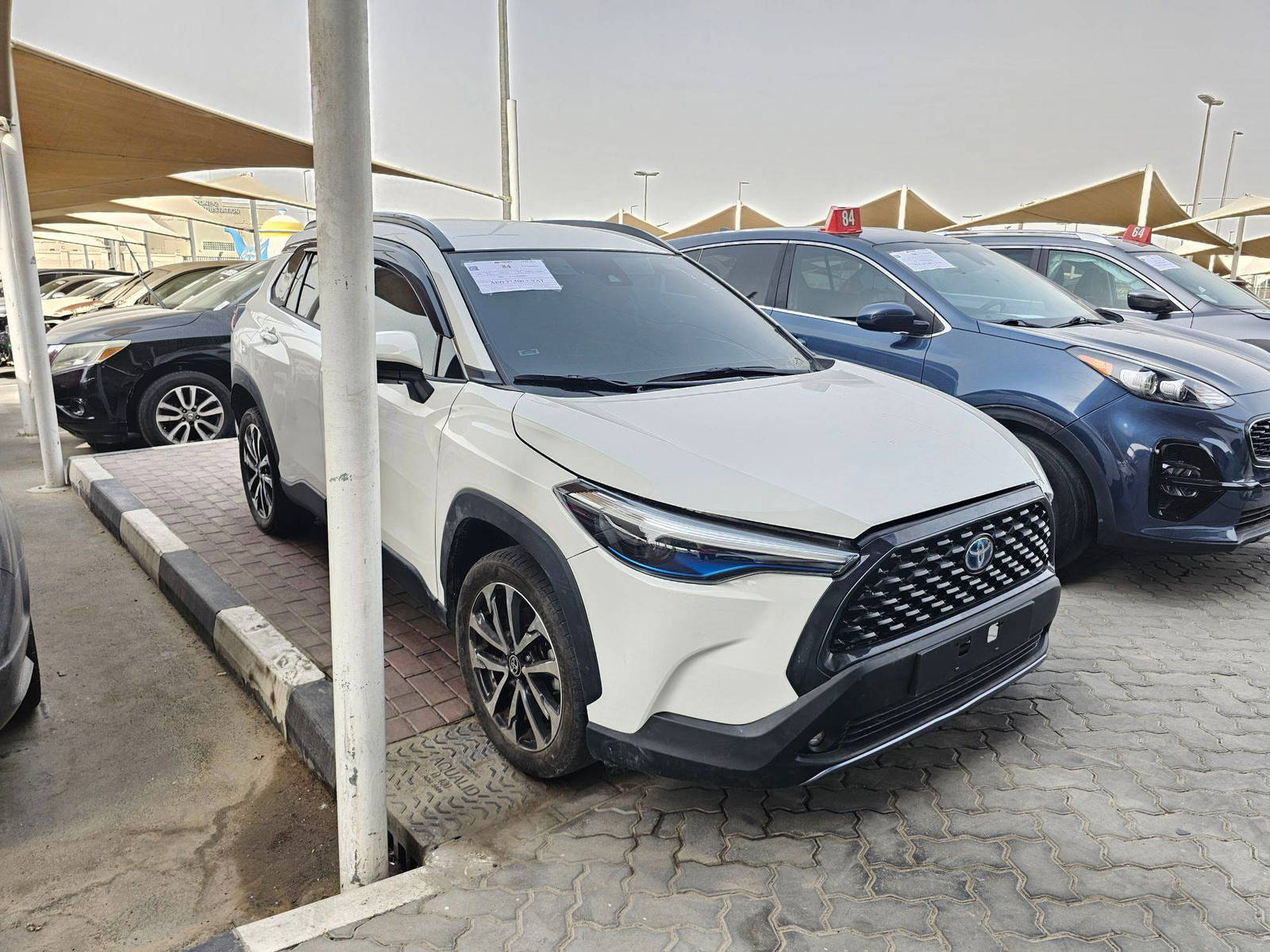 2021 TOYOTA COROLLA CROSS L — 58301 KM — Lot 5011 — Souq - Marhaba Auctions Used Cars - Image 4