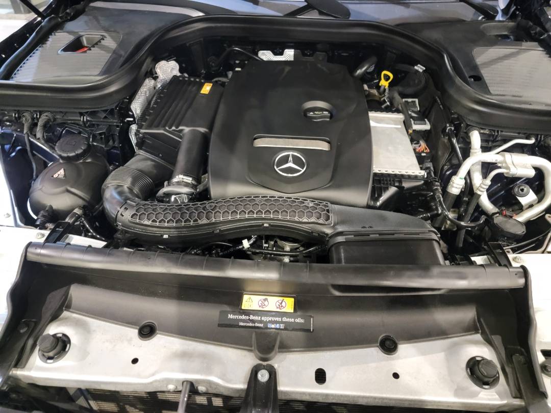 2019 MERCEDES BENZ GLC-300 — 27137 Miles — Lot V140350 — Main - Marhaba Auctions Used Cars - Image 11