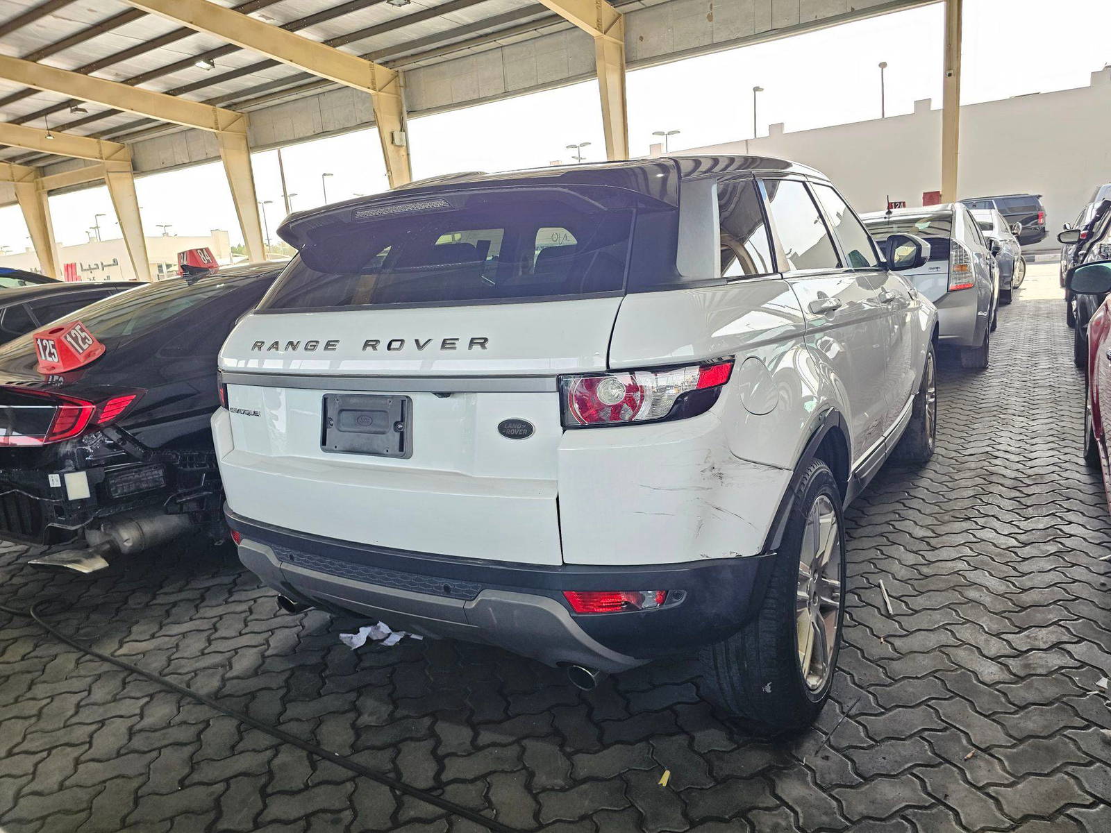 2015 LAND ROVER RANGE ROVER EVOQUE — 101893 Miles — Lot 3455494 — Souq - Marhaba Auctions Used Cars - Image 3
