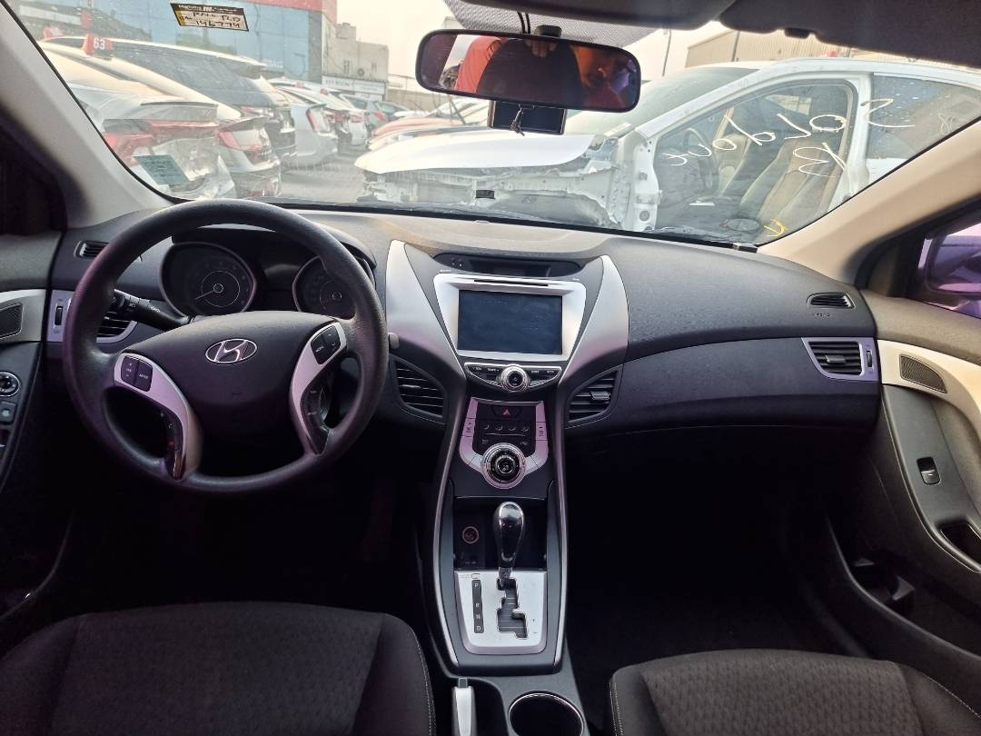 2011 HYUNDAI AVANTE — 146774 KM — Lot 215487 — Ind. 12 - Marhaba Auctions Used Cars - Image 8