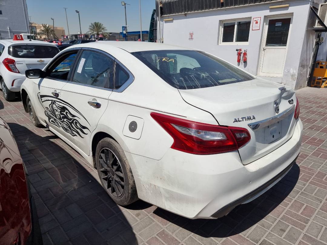 2018 NISSAN ALTIMA — 160898 Miles — Lot 12548787 — Souq - Marhaba Auctions Used Cars - Image 5