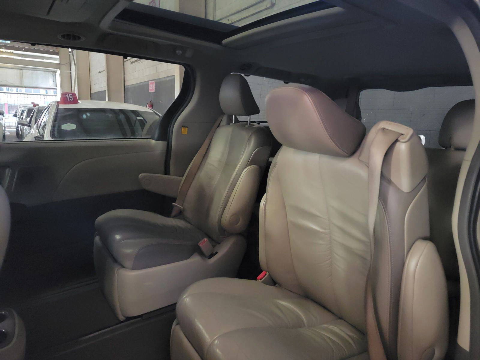 2011 TOYOTA SIENNA — 194247 Miles — Lot 63451285 — Main - Marhaba Auctions Used Cars - Image 7