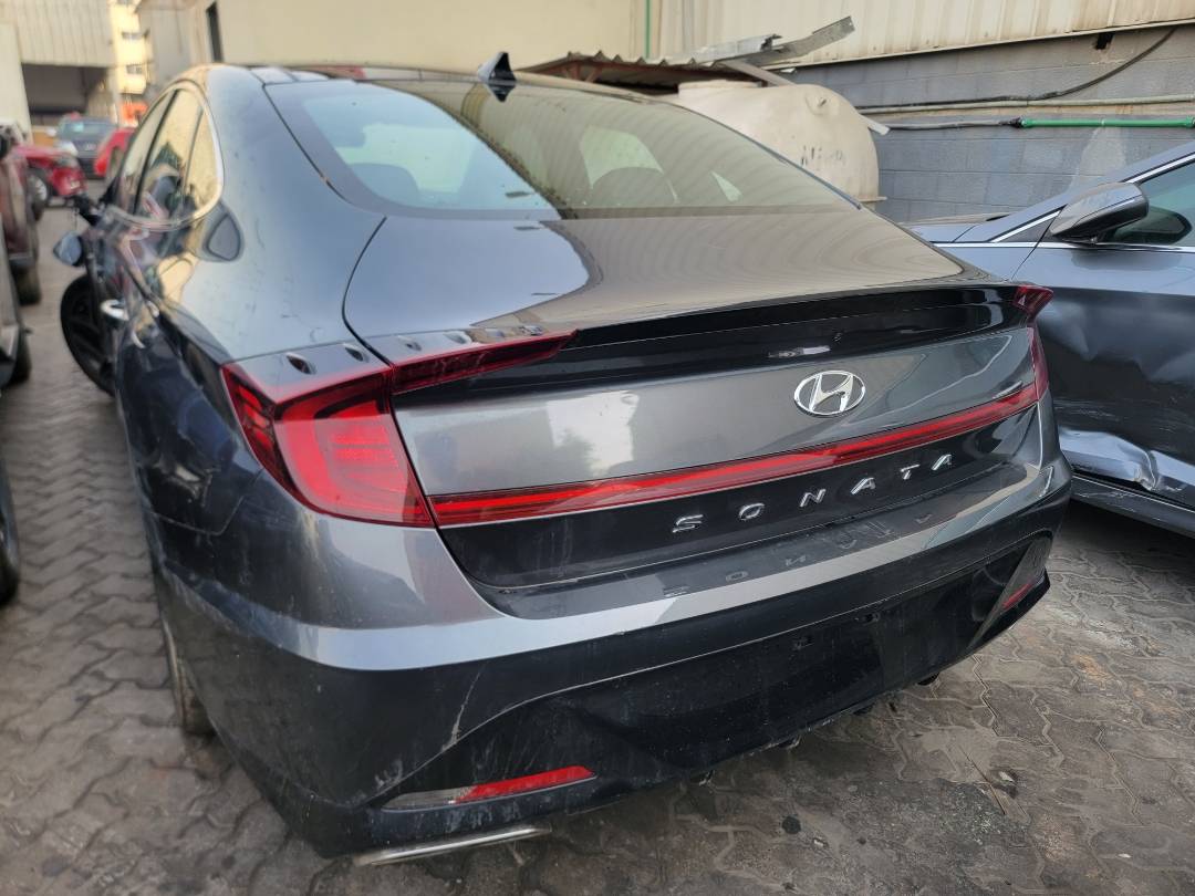 2023 HYUNDAI SONATA — 42092 Miles — Lot 41274722 — Al Surrah - Marhaba Auctions Used Cars - Image 3