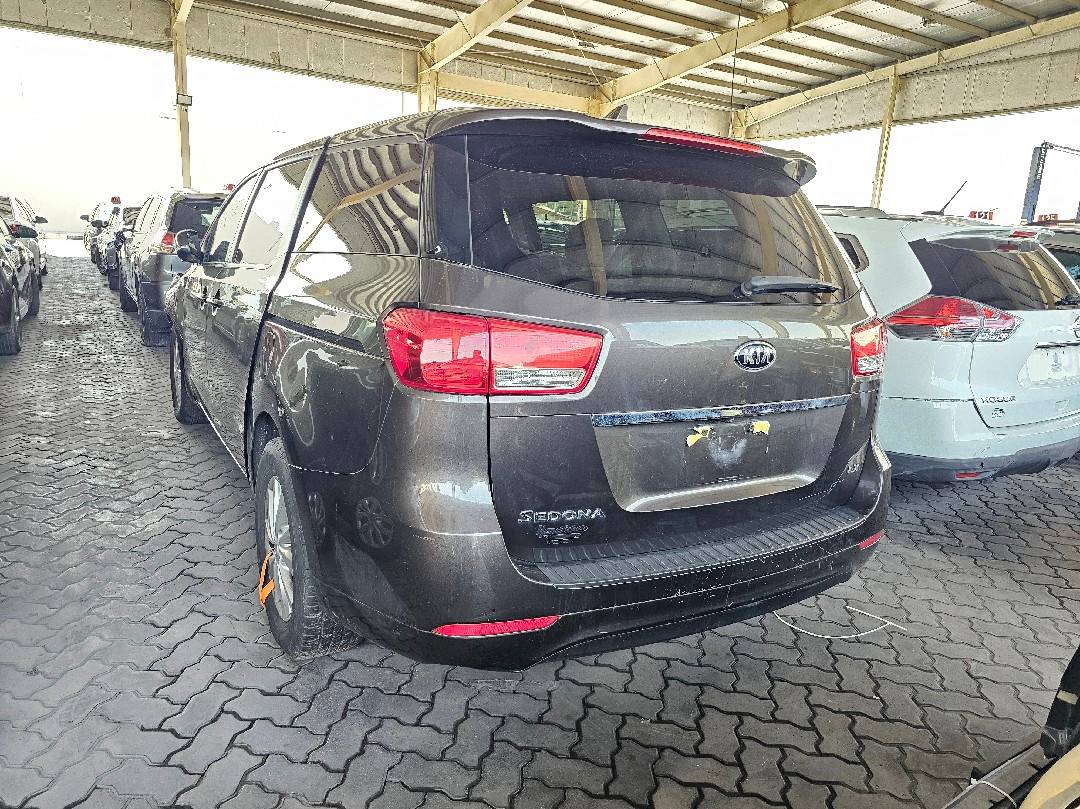 KIA SEDONA