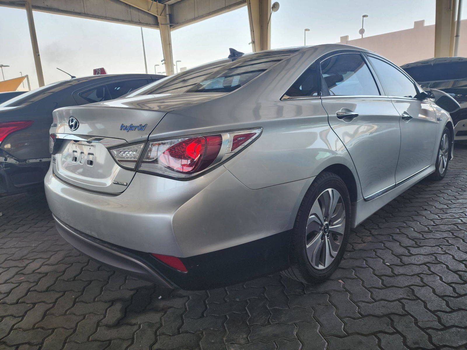 2014 HYUNDAI SONATA — 146758 Miles — Lot 47409644 — Souq - Marhaba Auctions Used Cars - Image 6