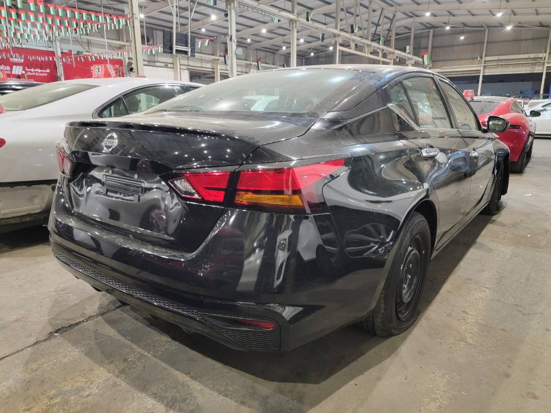 2022 NISSAN ALTIMA — 13117 Miles — Lot 78540204 — Main - Marhaba Auctions Used Cars - Image 3