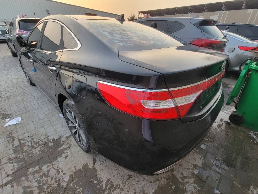 HYUNDAI GRANDEUR 2012 - Marhaba Auction Used Cars - Image 6