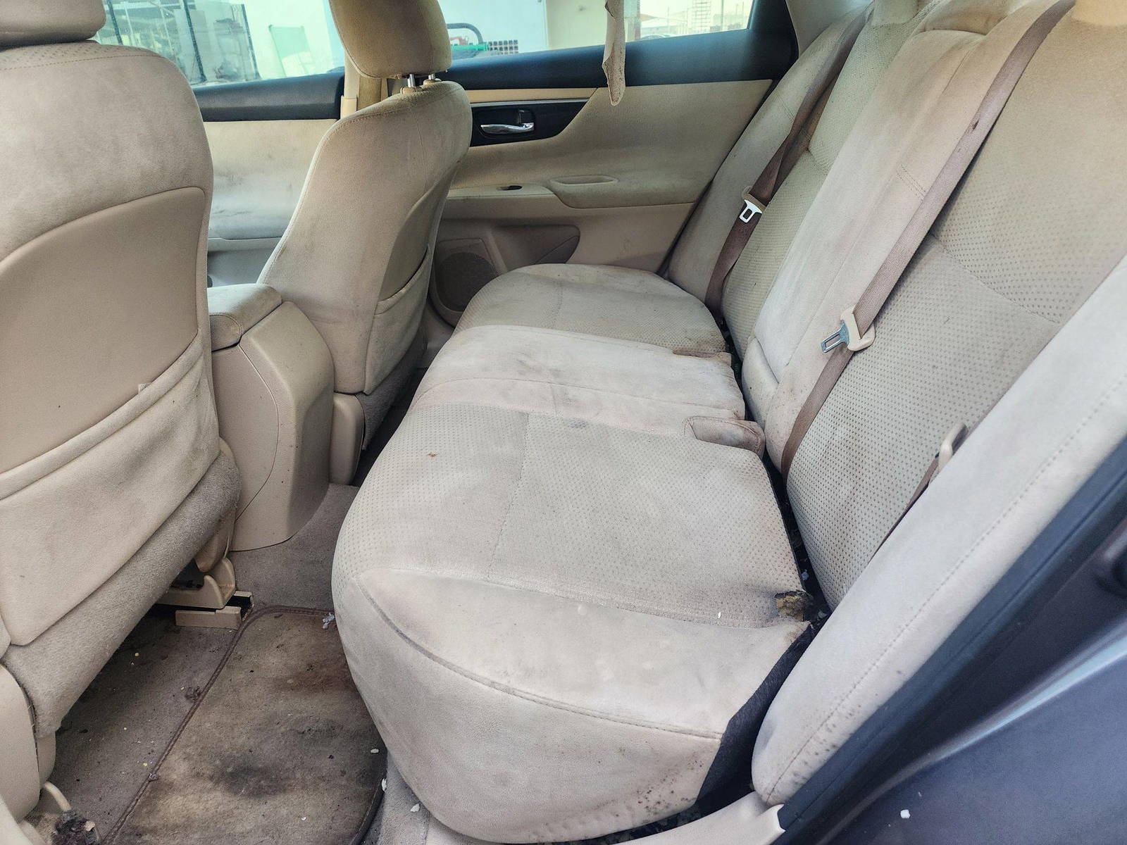 2014 NISSAN ALTIMA — 153738 Miles — Lot 43499 — Souq - Marhaba Auctions Used Cars - Image 7