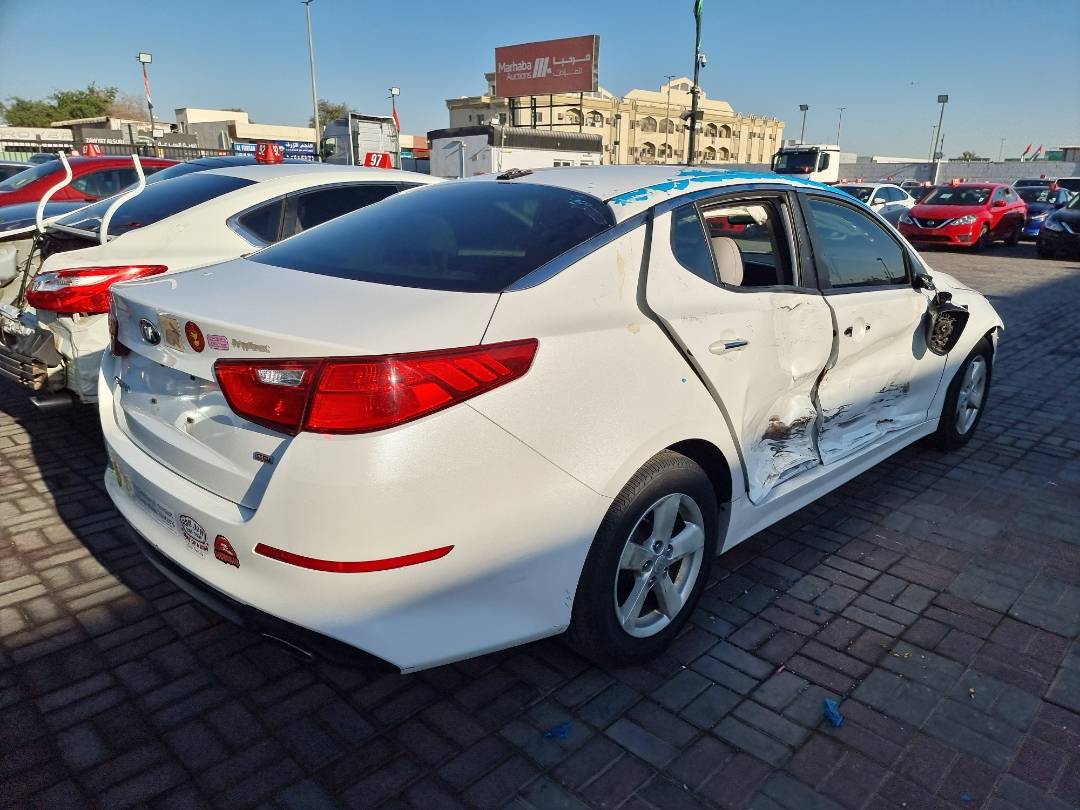 2015 KIA OPTIMA — 143303 Miles — Lot 1254874 — Ind. 12 - Marhaba Auctions Used Cars - Image 4