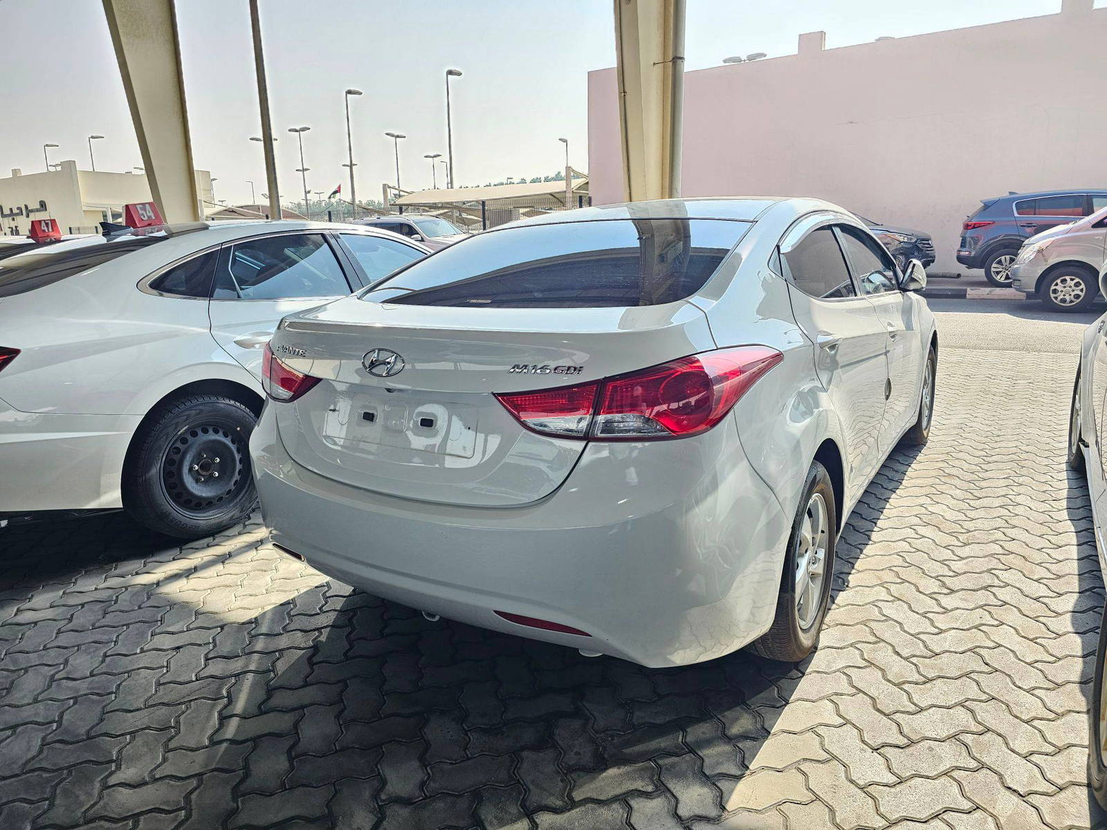 2012 HYUNDAI AVANTE — 90763 KM — Lot 275393 — Souq - Marhaba Auctions Used Cars - Image 4