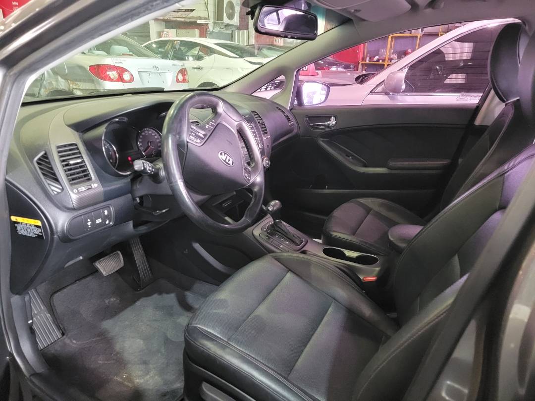 2013 KIA K3 — 203950 KM — Lot A042443 — Main - Marhaba Auctions Used Cars - Image 8