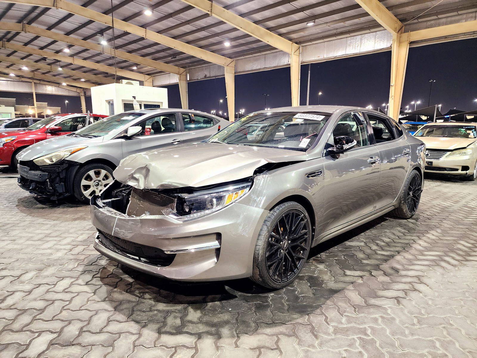 2016 KIA OPTIMA — 94514 Miles — Lot 80377574 — Souq - Marhaba Auctions Used Cars - Image 5