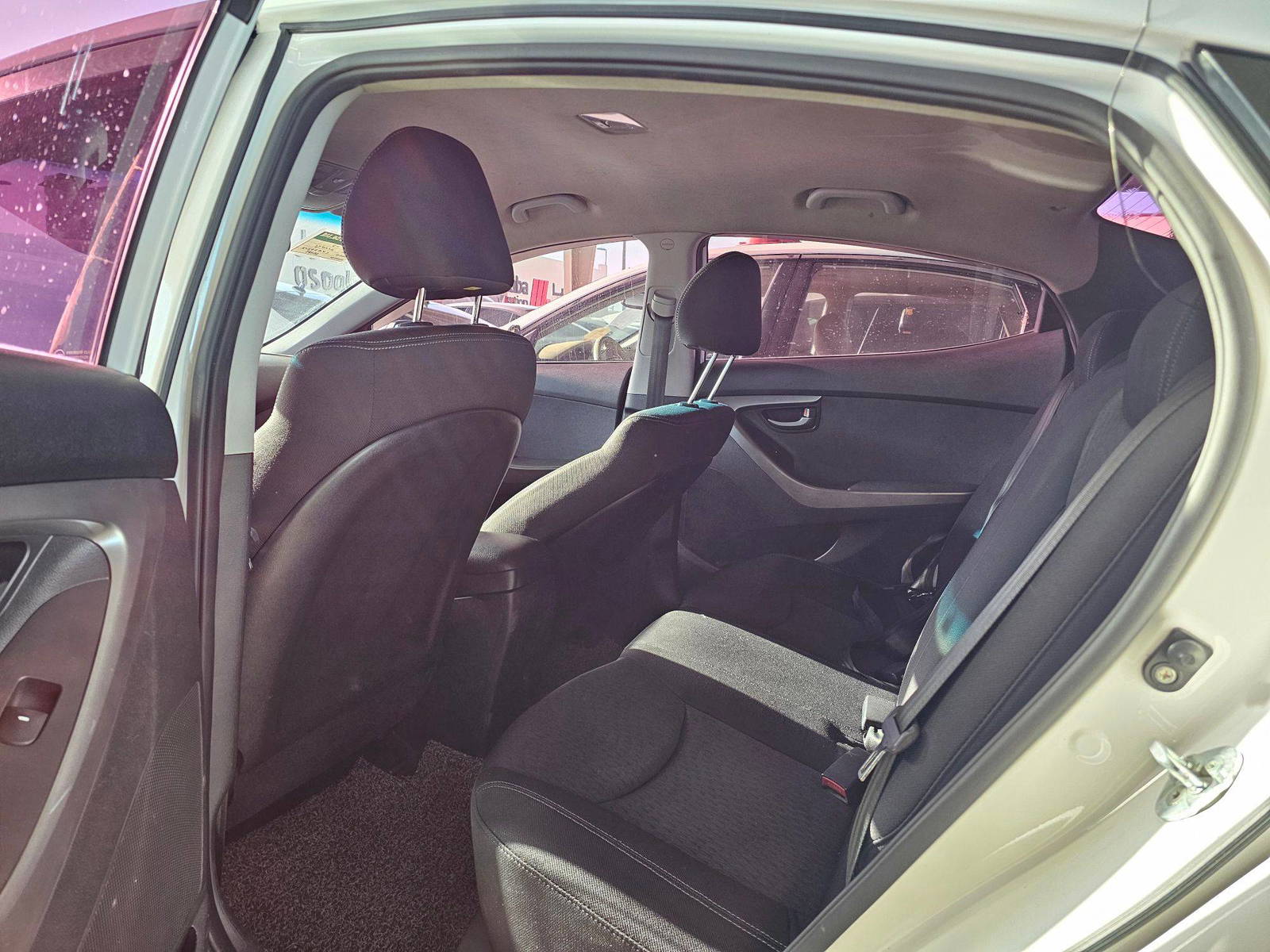 HYUNDAI AVANTE 2012 - Marhaba Auction Used Cars - Image 6