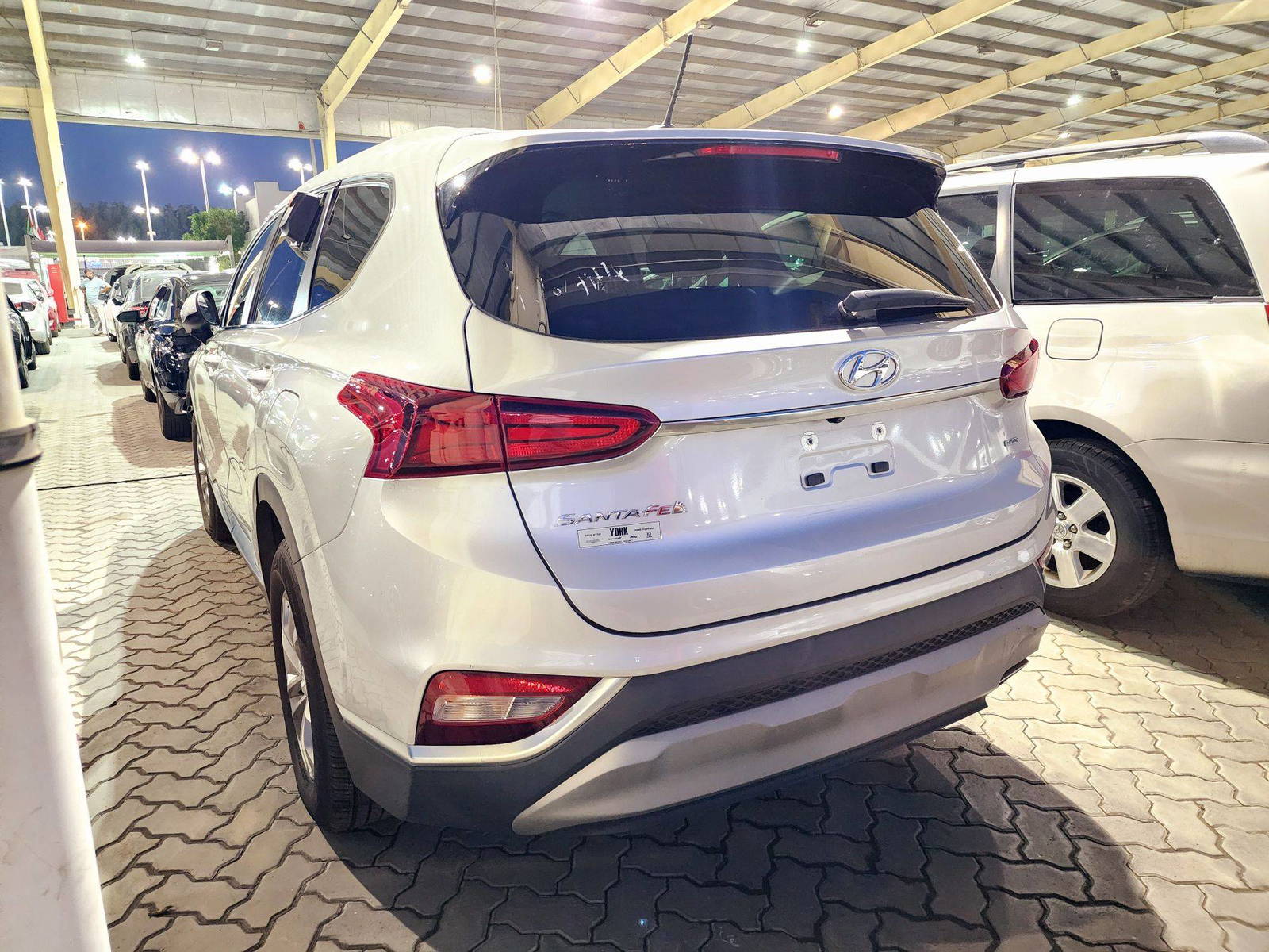 2019 HYUNDAI SANTA FE — 91057 Miles — Lot AD3KH096568 — Souq - Marhaba Auctions Used Cars - Image 3