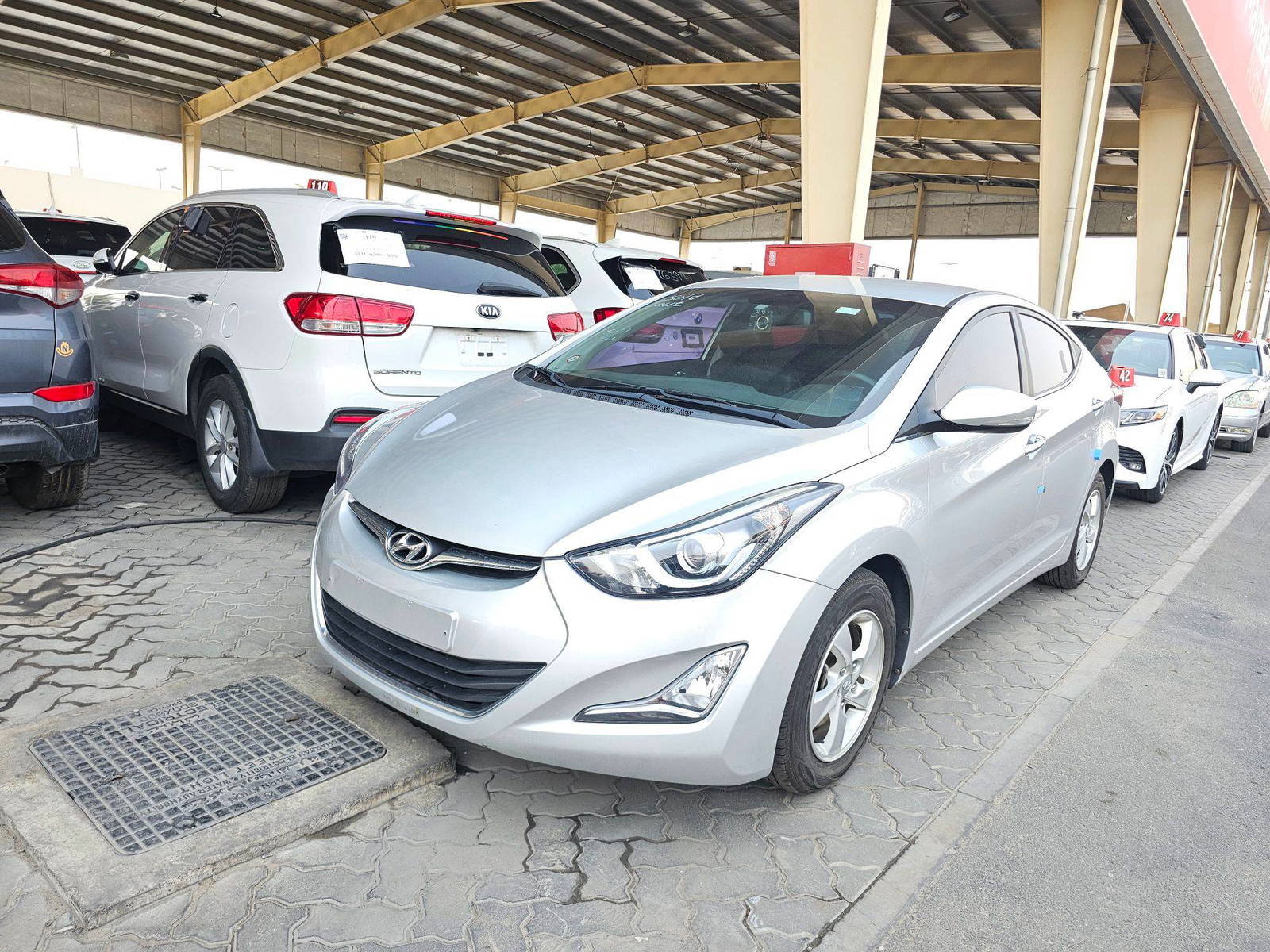 2015 HYUNDAI AVANTE — 94384 KM — Lot DBFU320420 — Souq - Marhaba Auctions Used Cars - Image 5