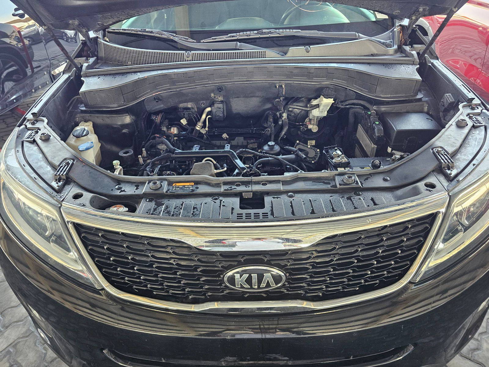 2015 KIA SORENTO — 123057 Miles — Lot 1393171 — Souq - Marhaba Auctions Used Cars - Image 11
