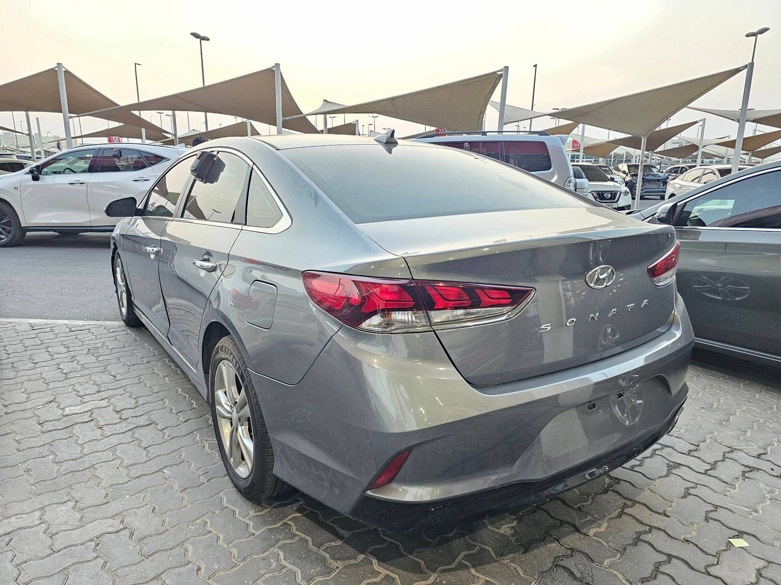2019 HYUNDAI SONATA — 122457 Miles — Lot F6KH788327 — Souq - Marhaba Auctions Used Cars - Image 5