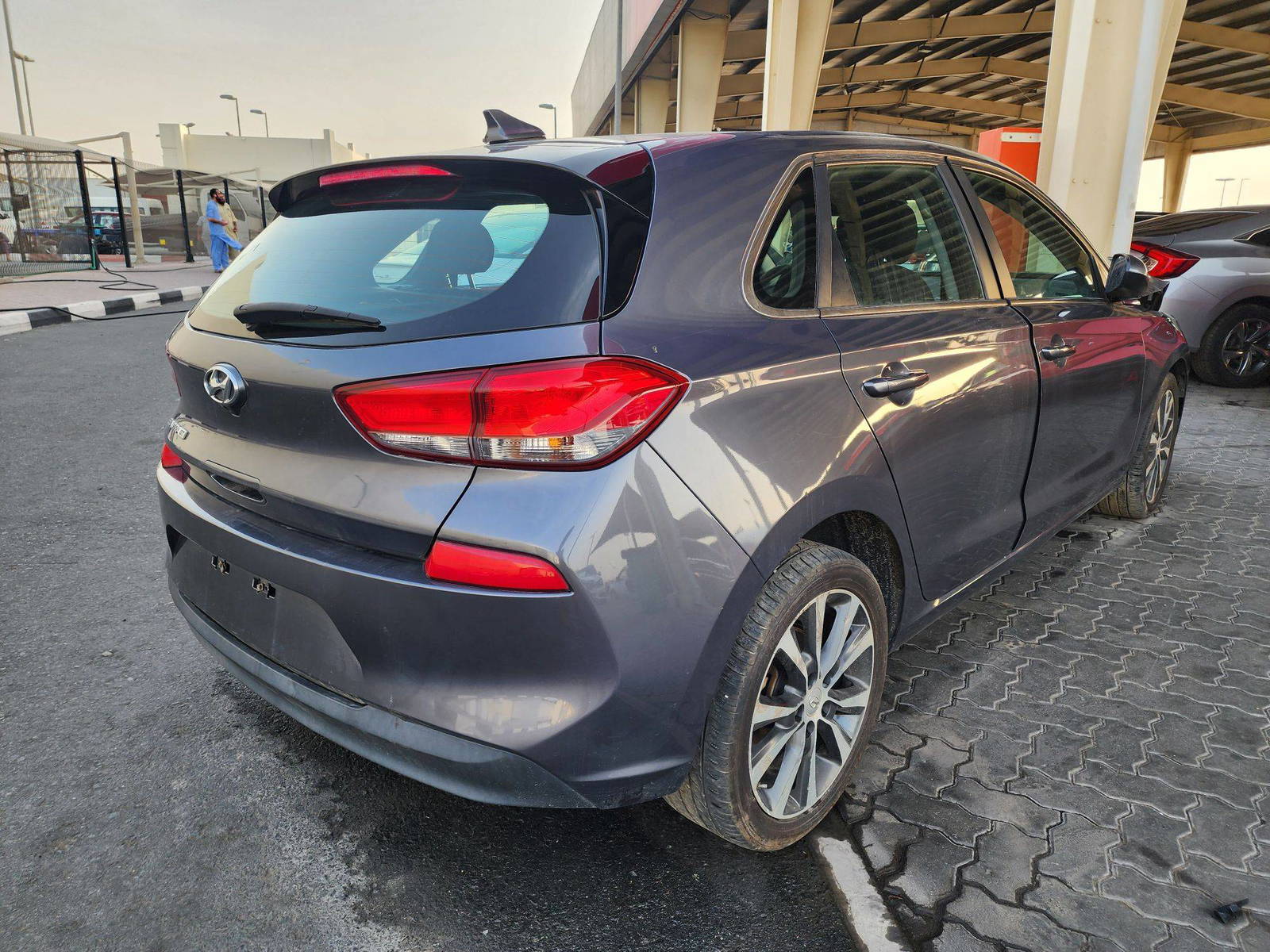 2018 HYUNDAI ELANTRA GT — 70556 Miles — Lot 38483216 — Souq - Marhaba Auctions Used Cars - Image 3