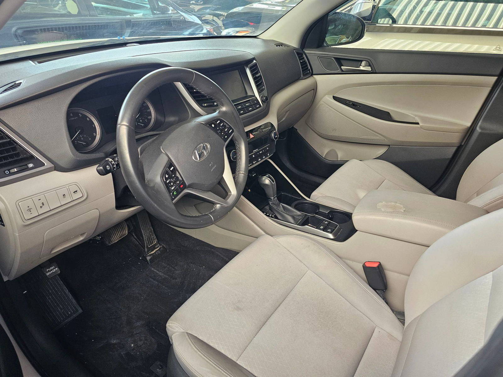 2018 HYUNDAI TUCSON — 84452 Miles — Lot 72041335 — Souq - Marhaba Auctions Used Cars - Image 8