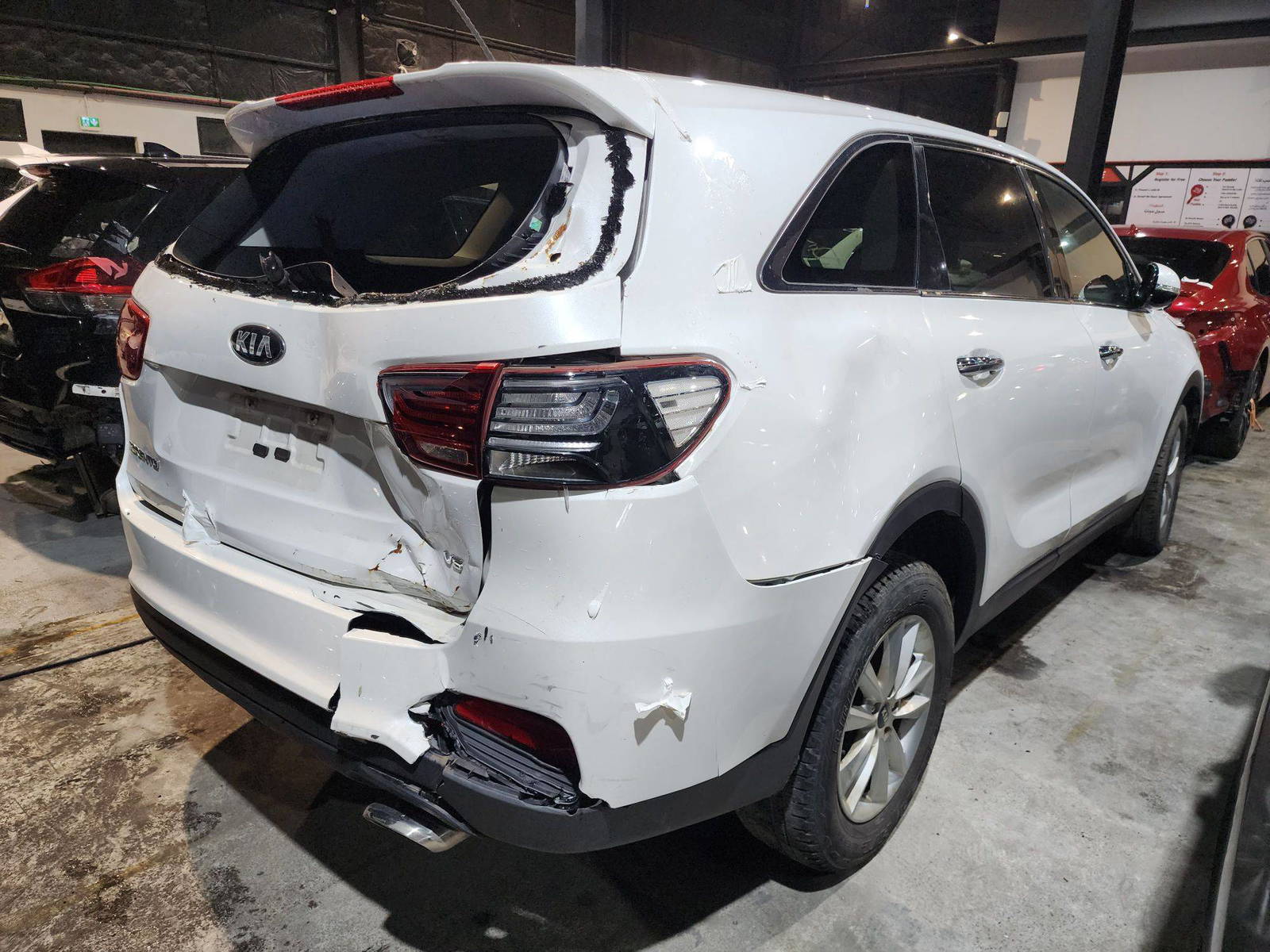 2019 KIA SORENTO — 78610 Miles — Lot 80073 — Souq - Marhaba Auctions Used Cars - Image 5