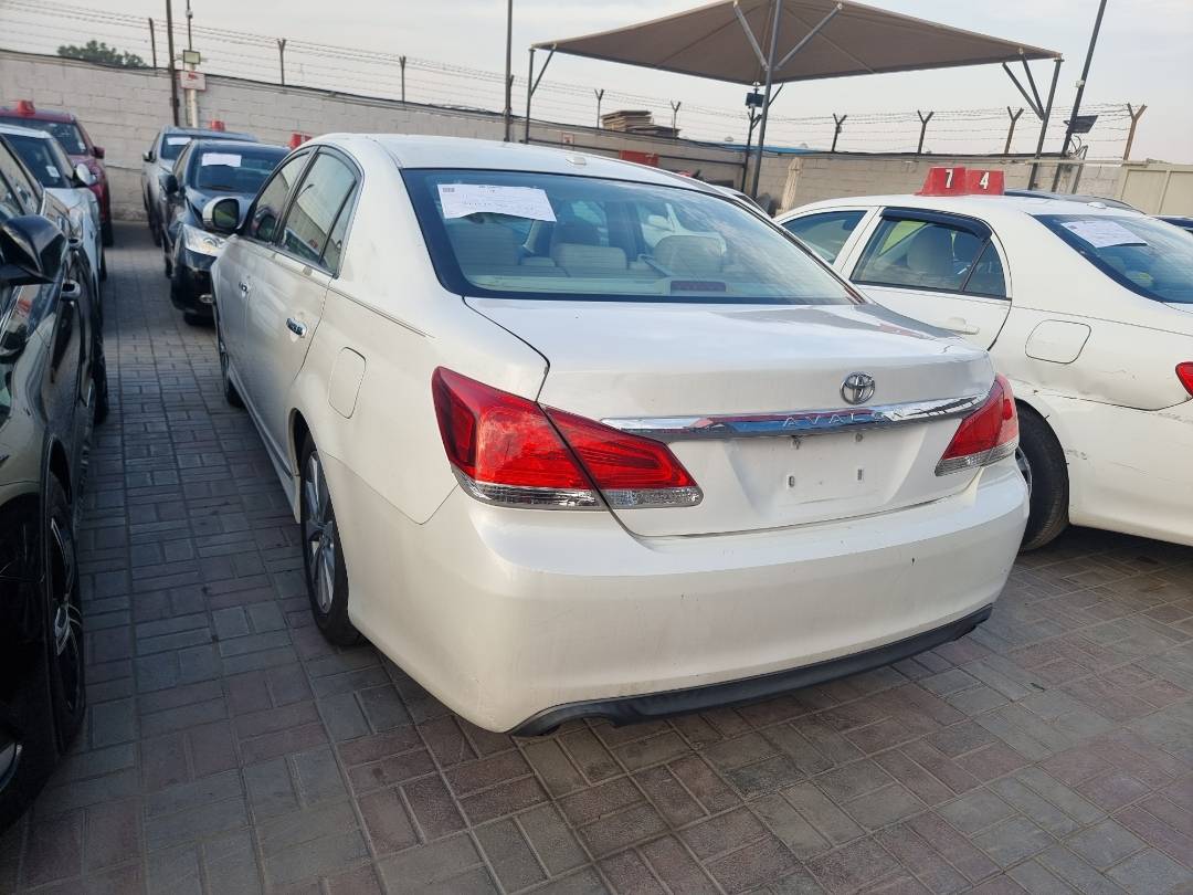 TOYOTA AVALON 2011 - Marhaba Auction Used Cars - Image 4