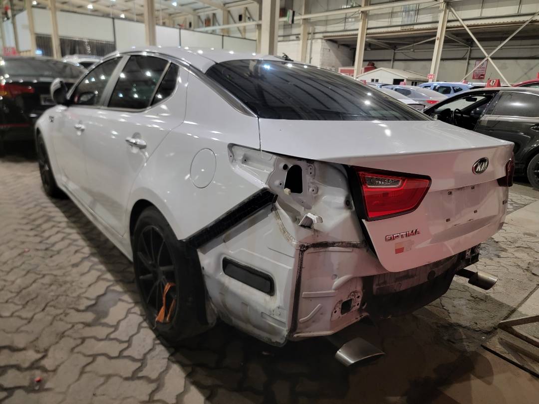 2015 KIA OPTIMA — 174301 Miles — Lot 5FG443175 — Main - Marhaba Auctions Used Cars - Image 4
