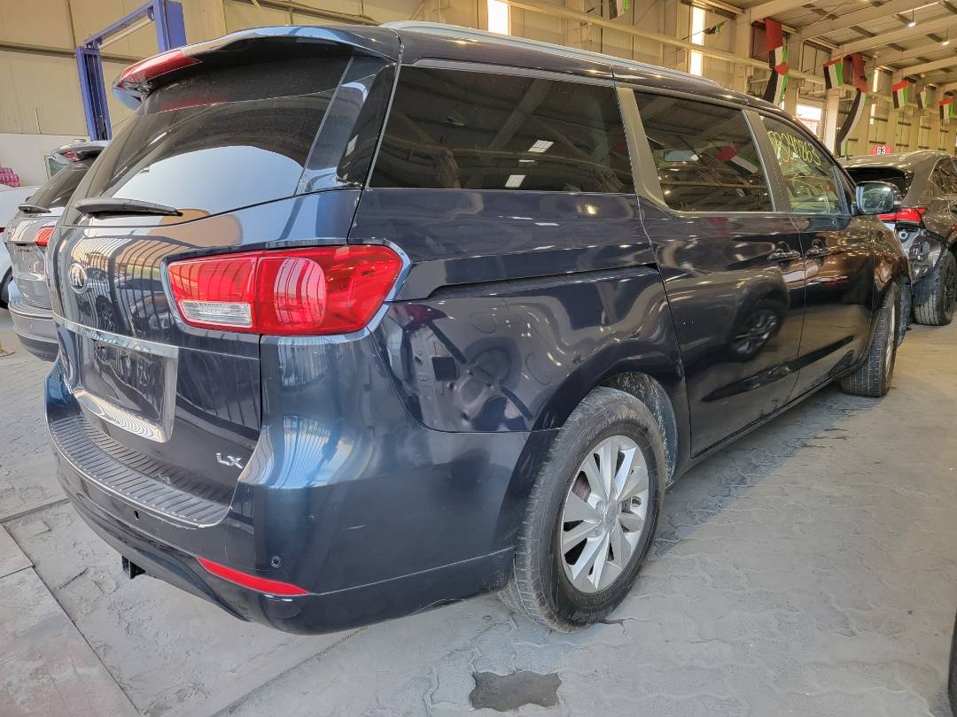 2017 KIA SEDONA — 234785 Miles — Lot 73240863 - Marhaba Auctions Used Cars - Image 4