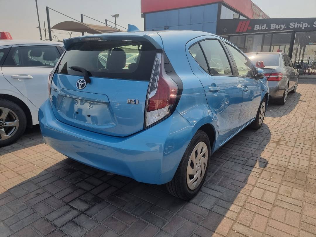 2016 TOYOTA PRIUS C — 113856 Miles — Lot 117420 — Ind. 12 - Marhaba Auctions Used Cars - Image 5