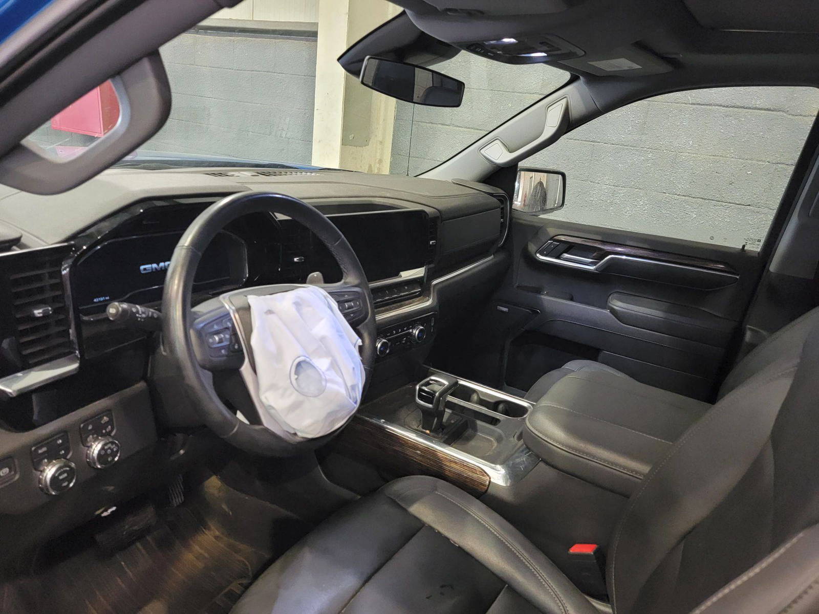 GMC SIERRA 2023 - Marhaba Auction Used Cars - Image 8