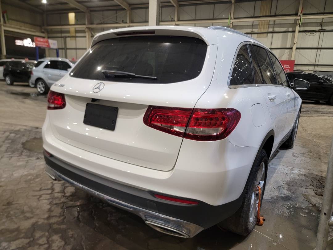 MERCEDES BENZ GLC-300 2018 - Marhaba Auction Used Cars - Image 3