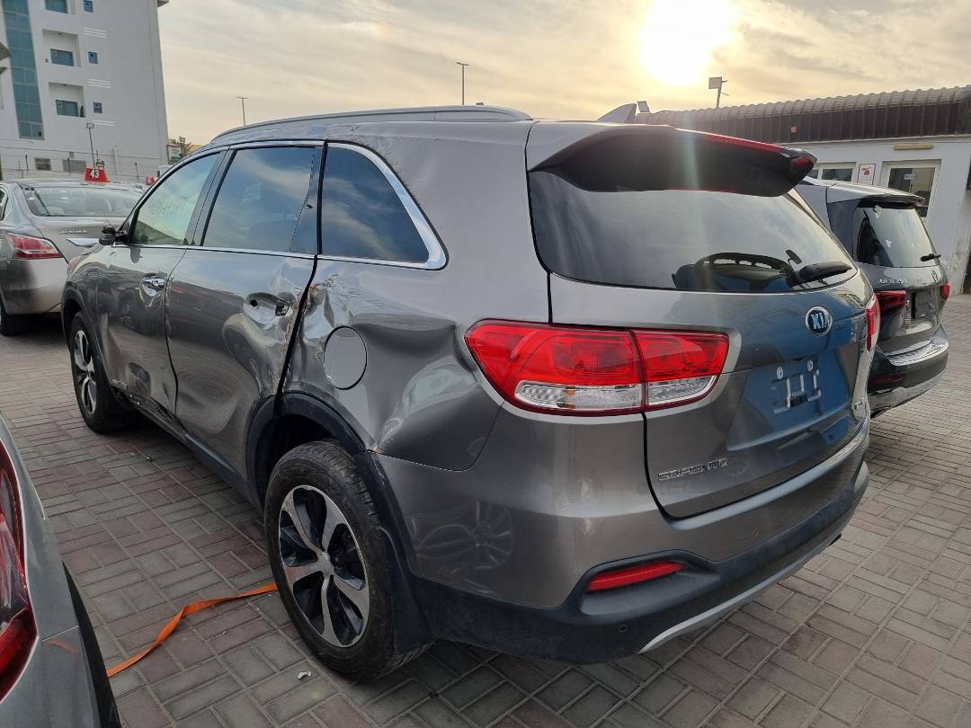 2017 KIA SORENTO — 134247 Miles — Lot 215487 — Ind. 12 - Marhaba Auctions Used Cars - Image 5